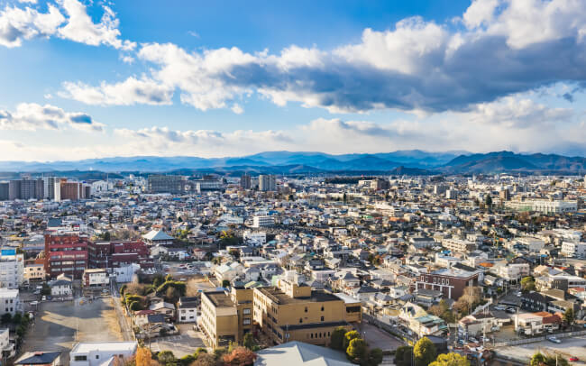 インテリアサービスすずき コラム記事 栃木県宇都宮市の外構工事・エクステリア工事─ 自然と調和する美しい住空間の創造 サムネイル画像